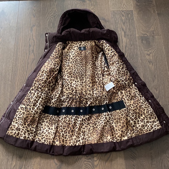 Bogner Hooded Down Coat - Picture 4 of 7